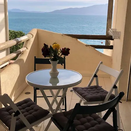 Bay, Bougainville Bay *