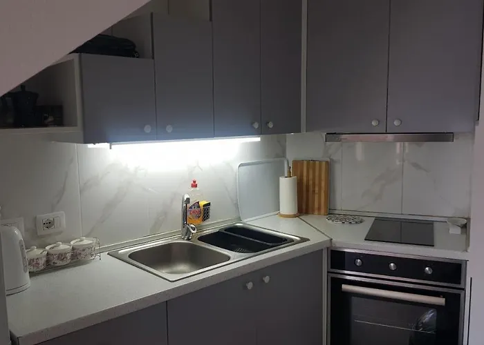 Bay, Bougainville Bay