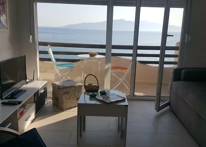 Bay, Bougainville Bay *