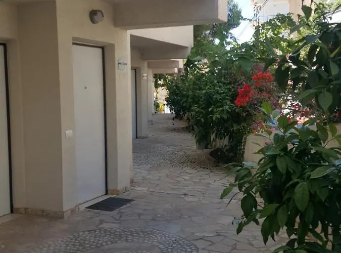 Bay, Bougainville Bay *