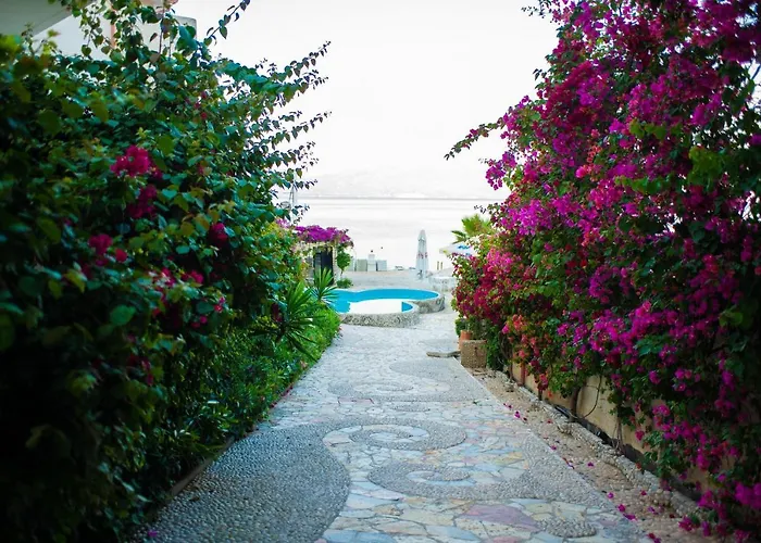 Bay, Bougainville Bay 公寓 *