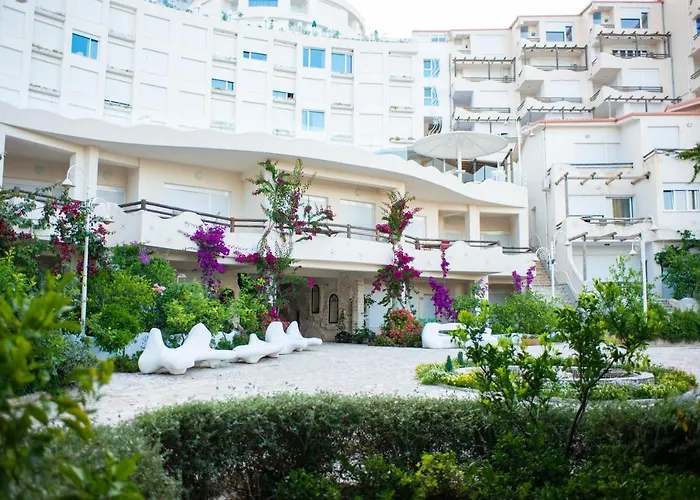 Bay, Bougainville Bay *