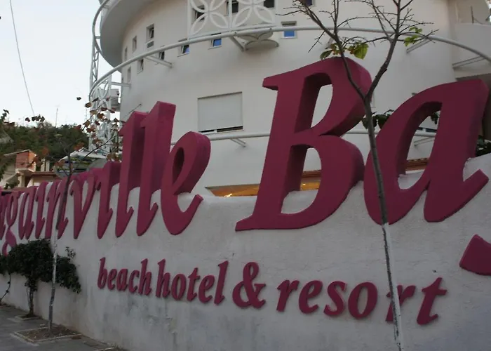 Bay, Bougainville Bay Sarandë