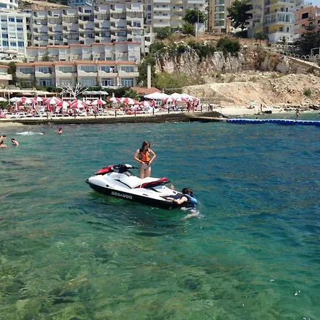 Bay, Bougainville Bay * Sarandë