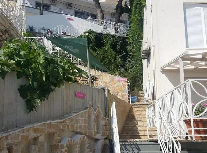 Bay, Bougainville Bay アパート Sarandë